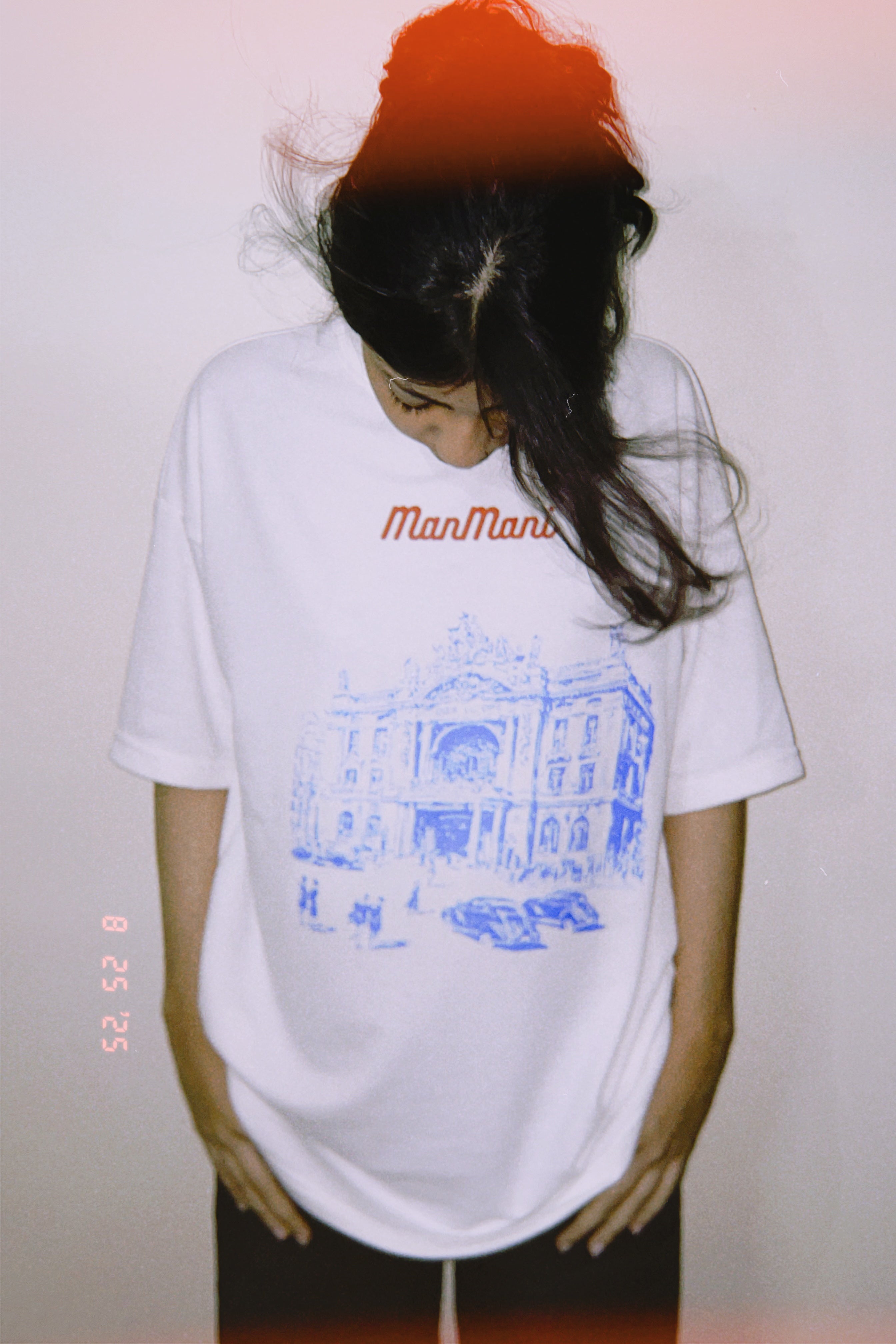 Casa la Mani Tee