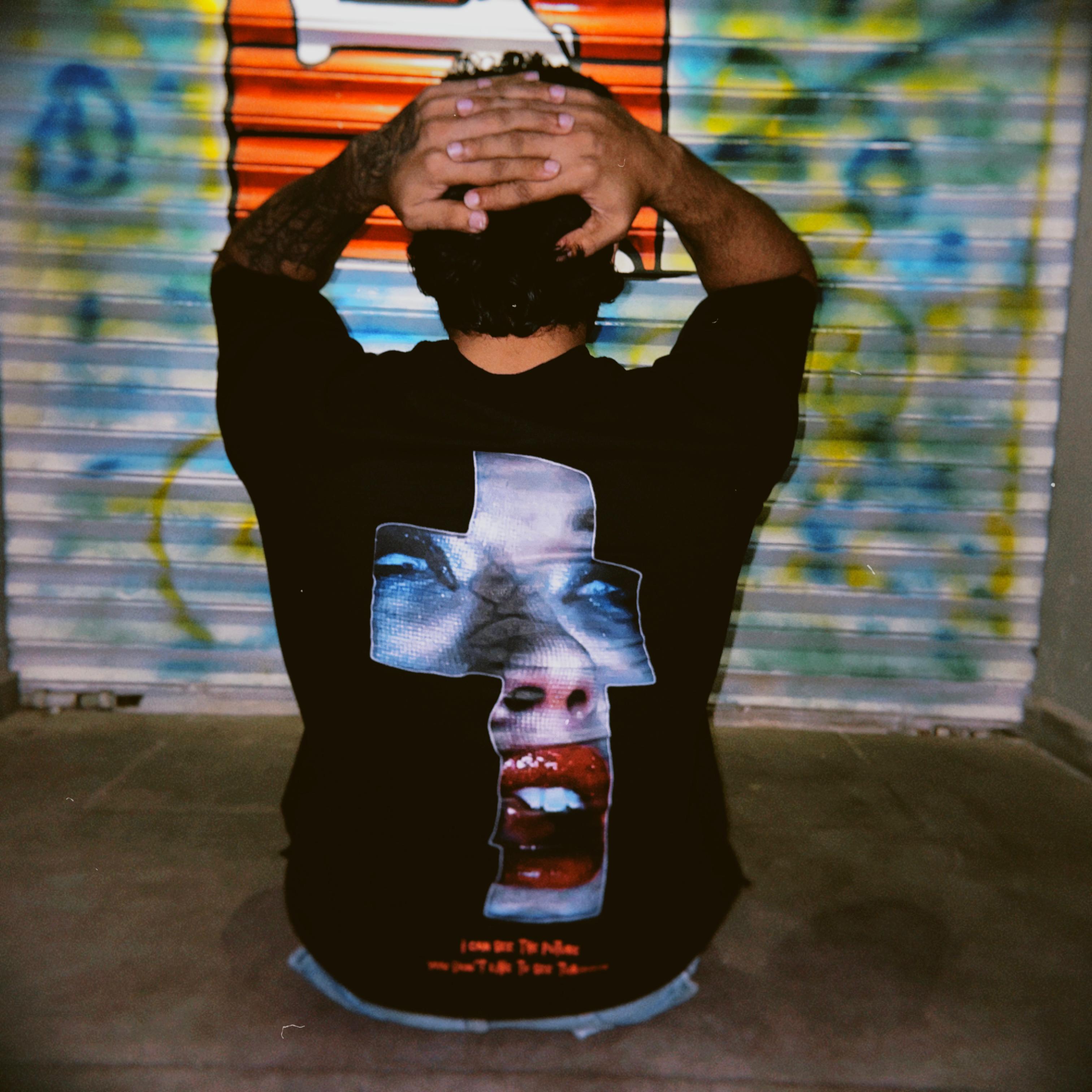 Dead future tee
